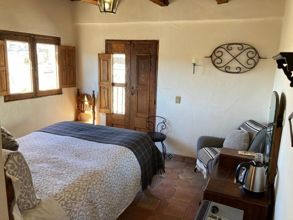 Hotel Amor Y Paz (Adults Only) Catorce ภายนอก รูปภาพ